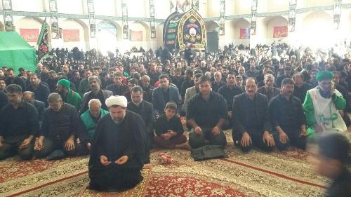 نماز ظهر روز عاشورا در ندوشن به روایت تصویر
