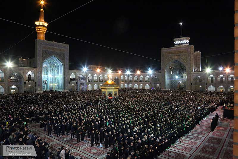 شام غریبان امام حسین(علیه‌السلام) در حرم مطهر رضوی برگزار شد