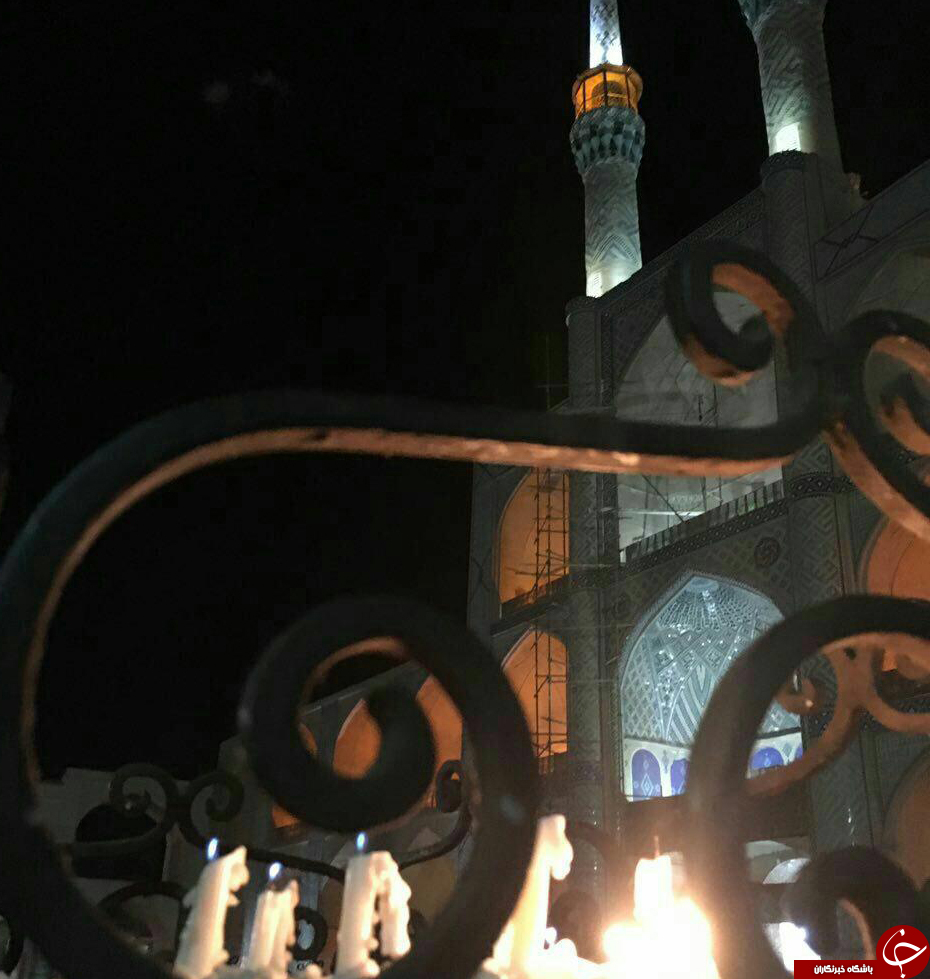 حضور عزاداران حسینی در شام غریبان + تصاویر