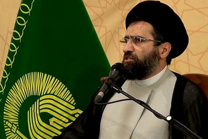 محو کردن واقعه ی کربلا، خواست دشمن بود