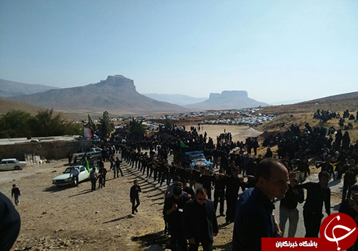 فارس یکپارچه سیاهپوش در عزای حسین + تصاویر