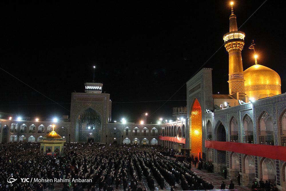 شام غریبان امام حسین(علیه&zwnj;السلام) در حرم مطهر رضوی برگزار شد