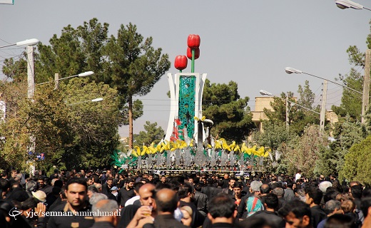 آئین سنتی عزاداری یازدهم محرم در دامغان برگزار شد آئین سنتی عزاداری یازدهم محرم در دامغان برگزار شد