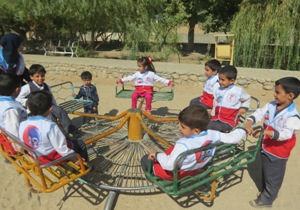 قیل وقال کودکی به وقت هلال احمر