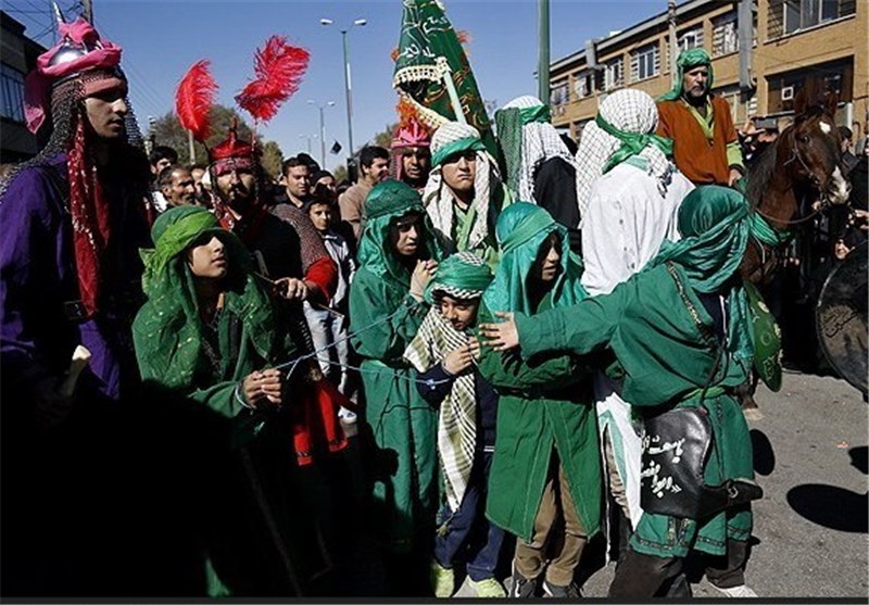 عزاداری مردم همدان در روز سوم شهادت امام حسین (ع) به روایت تصویر