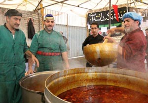 مبلغ نذورات مردمی در دهه اول محرم، 2 برابر کل بودجه سازمان بهزیستی!