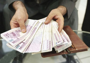 هر خانواده در سال گذشته چقدر پس‌انداز داشته است؟