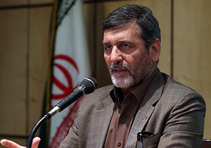 باید مراقب تحفه نامبارکی بود که برای نظام و انقلاب تدارک دیده‌اند