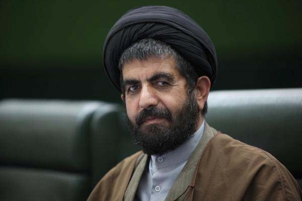 انتشار عکس مریم رجوی در هفته‌نامه دانشگاه شریف سهوی نبود/ جمع‌آوری بیش از 20 امضا برای استیضاح وزیر علوم