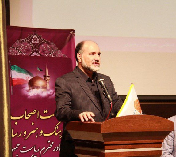 انقلاب اسلامی از افراط و تفریط ضربه خورده است