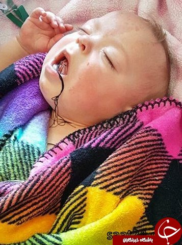 تصاویری از نوزاد زبان دراز که عاقبت خندید