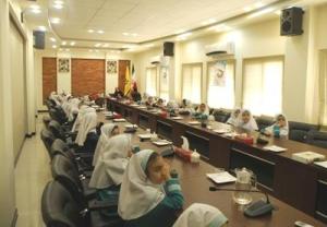 بازدید دانش آموزان از اداره کل پست استان یزد