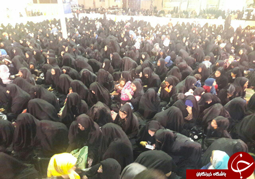 برگزاری مراسم عزاداری امام حسین(ع) با مداحی حاج صادق آهنگران+تصاویر