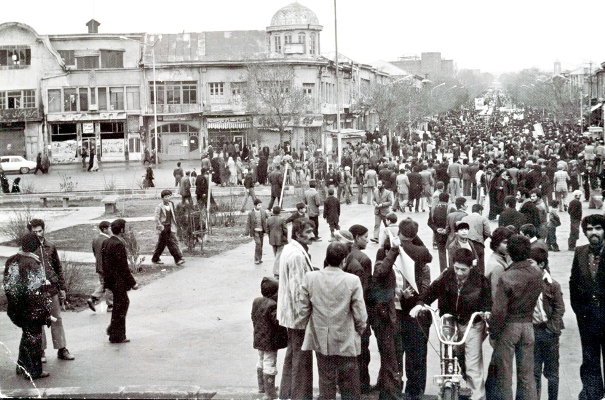 واقعه 30 مهر همدان در کتاب&lrm;های درسی گنجانده شود