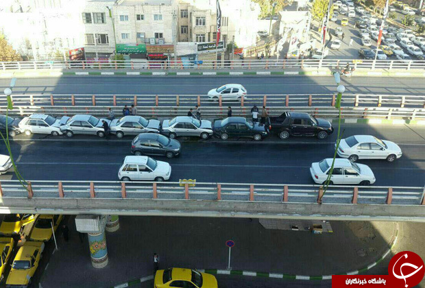 تصویری هوایی از تصادف زنجیره ای در تقاطع مدرس