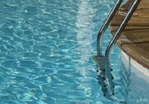 برگزاری مسابقات شنای بانوان معلول در اردبیل