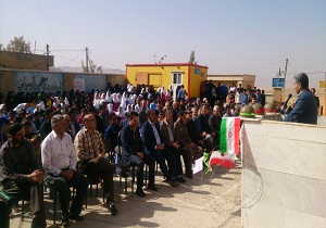 مدرسه روستای کندهر بخش حمیل به اسم شهید لطف الله احمدیان مزین شد