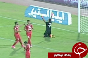 پنالتی از دست رفته ماهینی مقابل استقلال خوزستان + فیلم