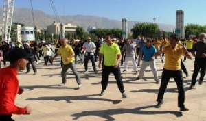 برگزاری همایش خانوادگی ورزش های هوازی در پارک آب و آتش