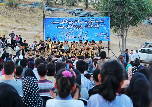 جشن باد بادک ها در سنندج +تصاویر