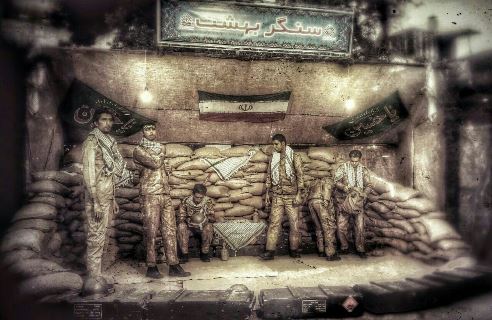 آغاز نمایشگاه سنگر بهشت در اراک + تصاویر