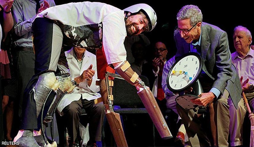 نوبل حماقت امسال به چه کسی رسید؟+ تصاویر
