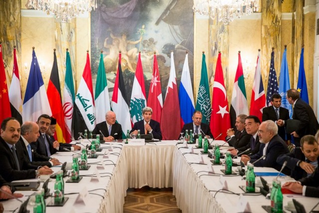 گاردین: قاهره به تهران و مسکو نزدیک شد/تقویت مواضع ایران در مذاکرات سوریه