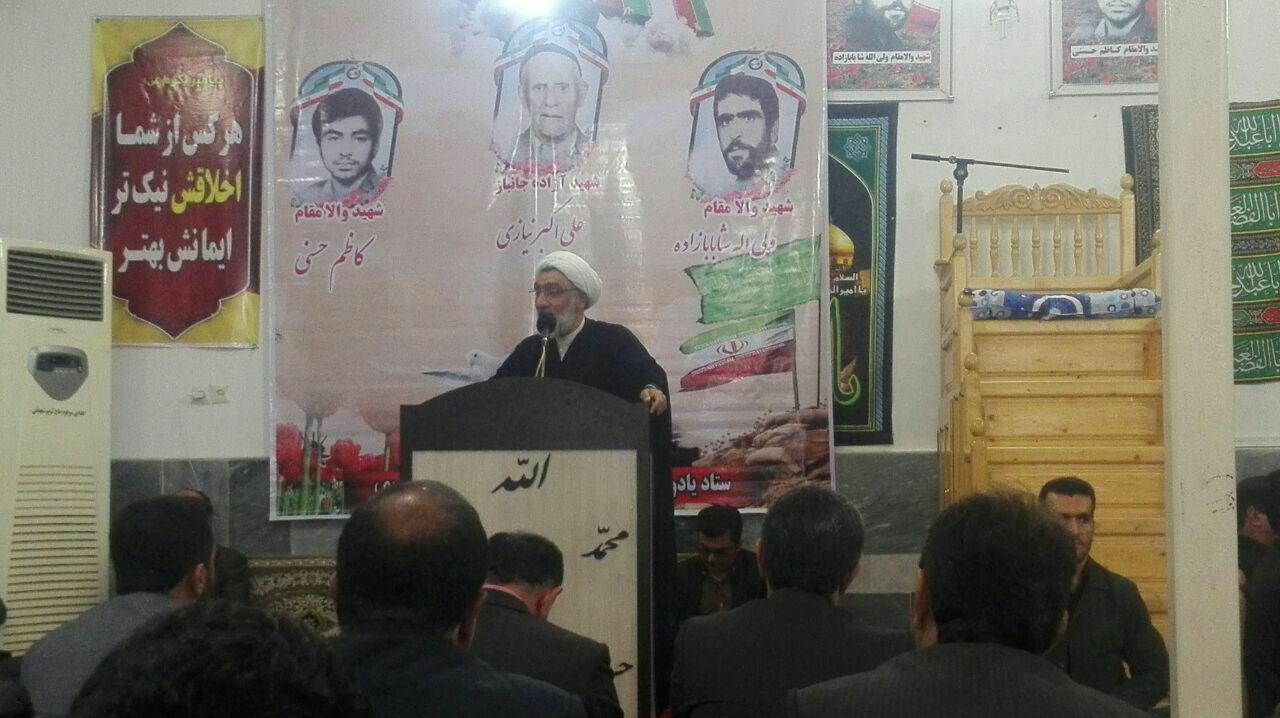 قهرمانی دانش آموزان آملی درمسابقات نجات غریق