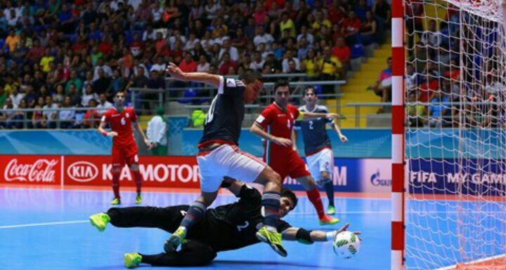 ایران۳_ پاراگویه۲ + پخش زنده
