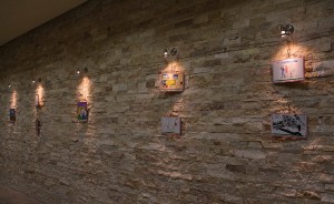 سی نقاشی از سی کودک بیمار در گرگان