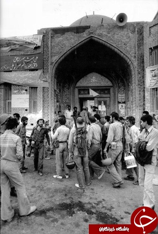 قابهای کمتر دیده شده از تنها جنگ خیابانی در کشورمان قابهای کمتر دیده شده از تنها جنگ خیابانی در کشورمان