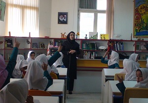 چگونگی توزیع ساعت کاری فرهنگیان زن/ مبنای فعالیت معلمان احکام ابلاغی است