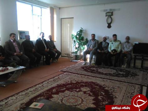 تجدید بیعت مسئولان شهر مود با امام جمعه این شهر+تصاویر