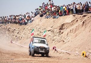 حضور اتومبیلرانان استان در مسابقات بین المللی آفرود