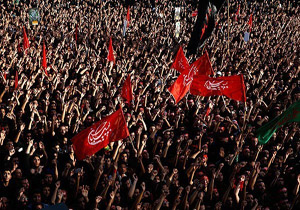 اولین مراسم عزاداری امام حسین (ع) کی و کجا برگزار شد؟