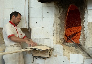 ثبت بیش از 300 مورد تخلف از نانوایی های استان
