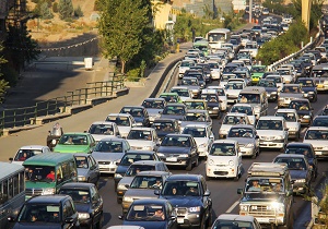 ترافیک نیمه سنگین  و مه گرفتگی در جاده&zwnj;های کشور
