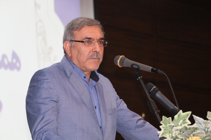 دولت به جای پاسخ به رسانه&zwnj;های منفی&zwnj;باف، کار خود را می&zwnj;کند