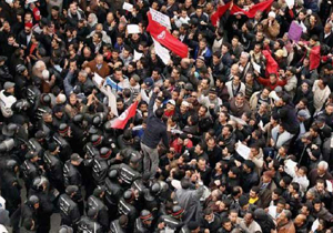 بیکاری؛ عامل خودکشی دسته‌جمعی 30 جوان