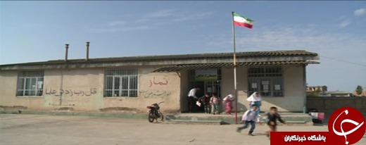 زکات علم؛بعضي از بزرگان گفته اند که اول علم، سکوت است؛ بعد شنيدن، سپس حفظ کردن، و بعد از آن عمل کردن، و آخر منتشر ساختن آن است.