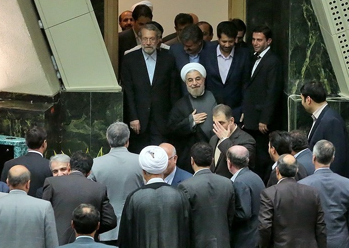 لاریجانی خطاب به وزرای پیشنهادی: صدقه خوبی به ما بدهید، وضع بودجه خوب نیست