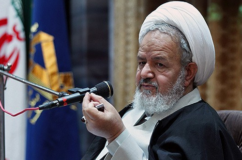 در حوزه نفوذ سیاسی آسیب&zwnj;پذیر هستیم/ انقلاب اسلامی، یک انقلاب توحیدی است