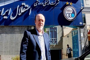 فرار مدیر عامل باشگاه استقلال از دست خبرنگاران