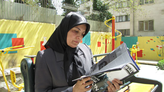 گیتی خامنه: انسان ها برای آن که کاری را با رغبت انجام دهند نیازمند به انگیزه اند.