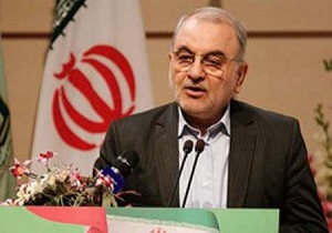 بانک های خصوصی در امر پرداخت تسهیلات به واحدهای تولیدی همکاری کنند