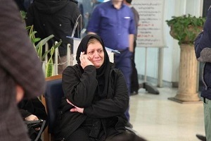 همسر پورحیدری:حال منصور زیاد تعریفی نیست