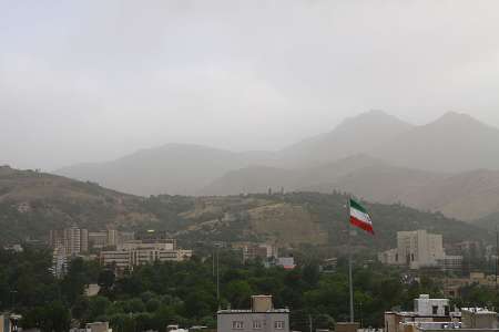 هوای همدان در حالت هشدار قرار گرفت
