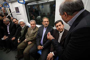 جهانگیری در ایستگاه تختی پیاده شد