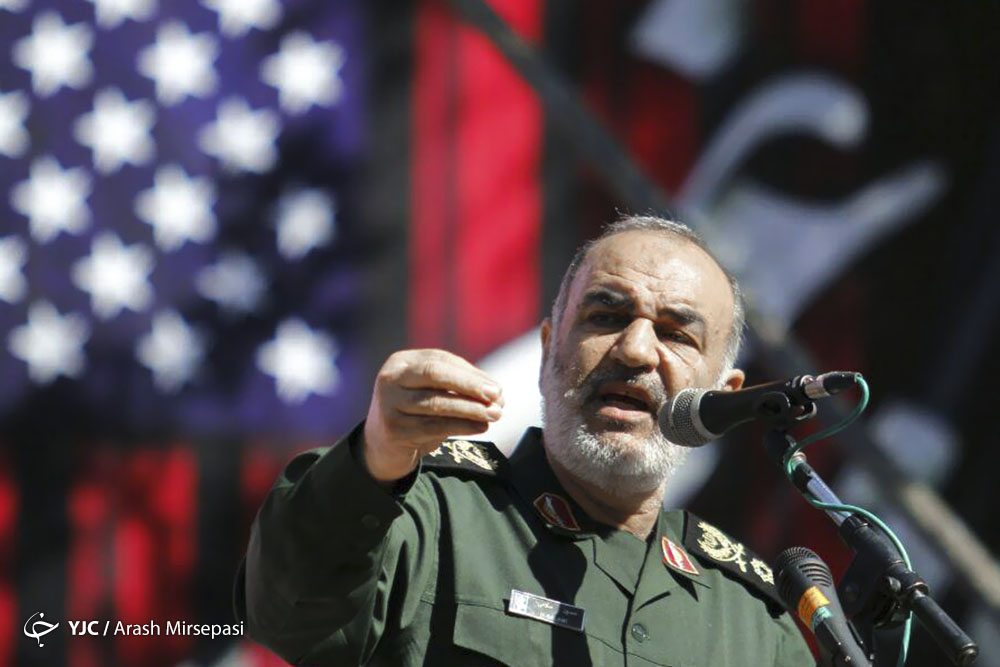 سردار سلامی: تمام دیکتاتورهای بزرگ عالم دست نشانده آمریکا هستند/ آمریکا بدعهدی کند، برجام را به موزه خواهیم فرستاد