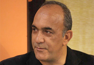 باید با ایجاد یک اساسنامه تماشاخانه ها از هرج و مرج خارج شوند